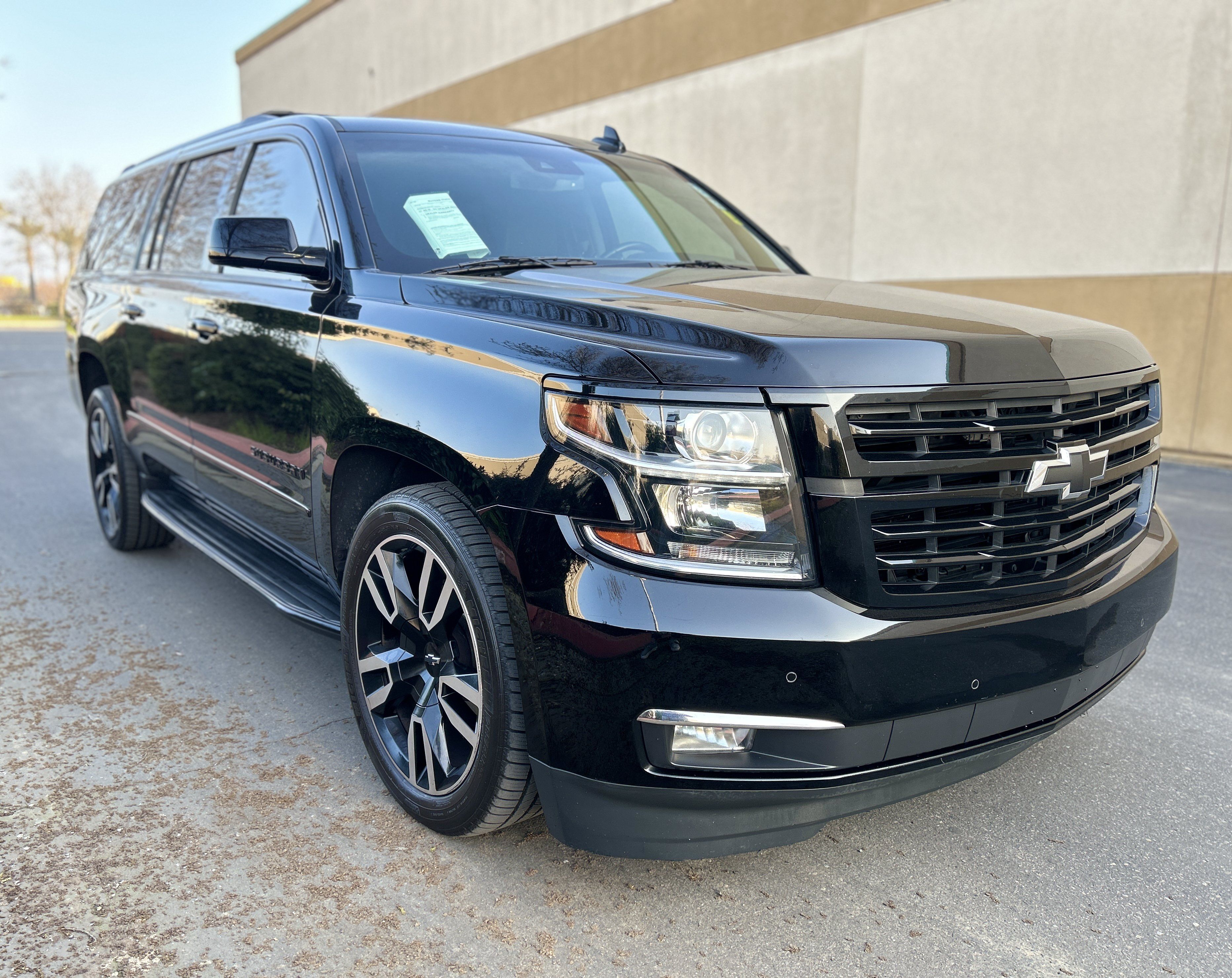 Used 2019 Chevrolet Suburban Premier AWD/4WD image 10