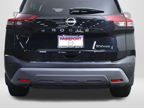 Certified 2023 Nissan Rogue SV image 10