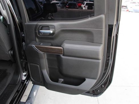 Used 2021 Chevrolet Silverado 1500 RST w/ Redline Edition AWD/4WD image 21