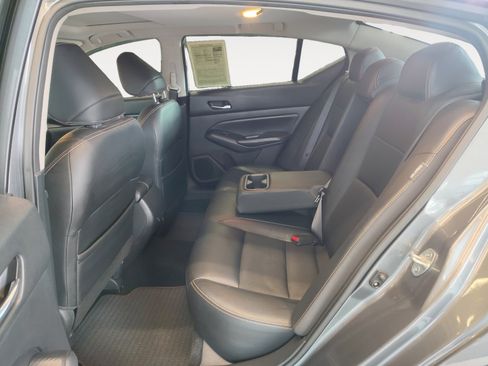 Used 2019 Nissan Altima 2.5 SR w/ SR Premium Package FWD image 23