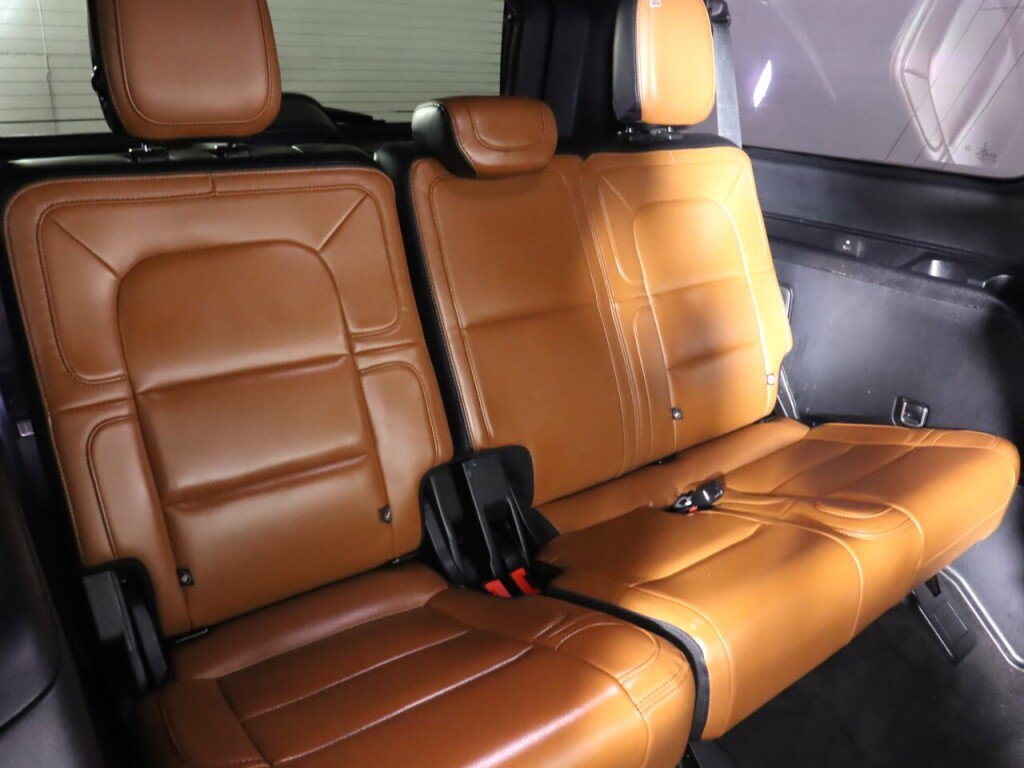 Used 2020 Lincoln Navigator L Reserve w/ Equipment Group 208A Reserve AWD/4WD image 46