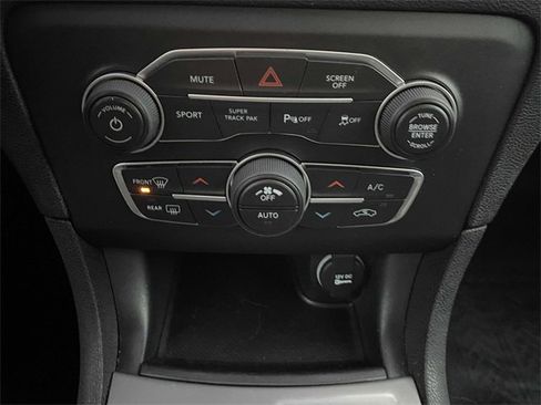 Used 2023 Dodge Charger R/T w/ Cold Weather Package image 10