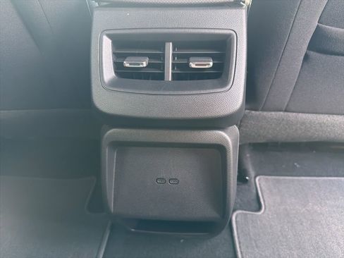 New 2026 Chevrolet Equinox EV LT image 29