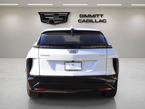 New 2026 Cadillac Lyriq Sport image 4