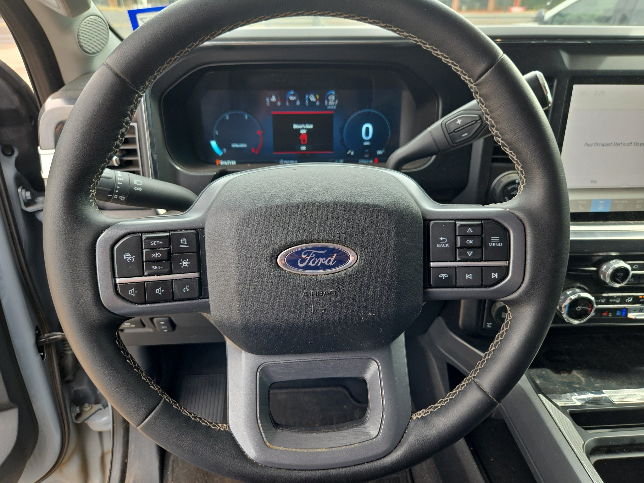 Used 2025 Ford F250 Lariat w/ Lariat Ultimate Package AWD/4WD image 25
