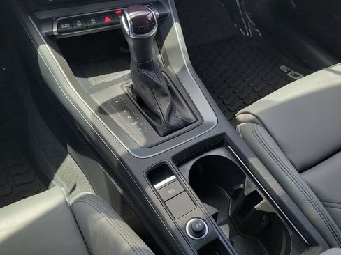 Certified 2025 Audi Q3 2.0T Premium w/ Convenience Package AWD/4WD image 15