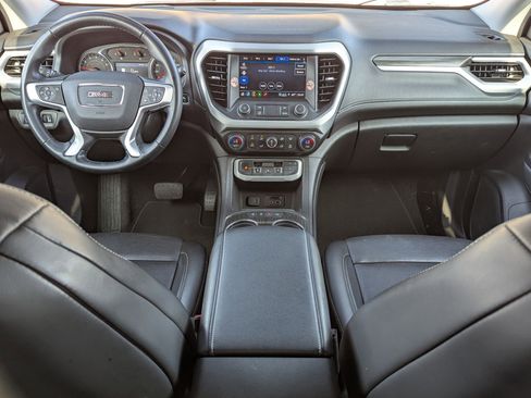 Used 2023 GMC Acadia SLT image 18