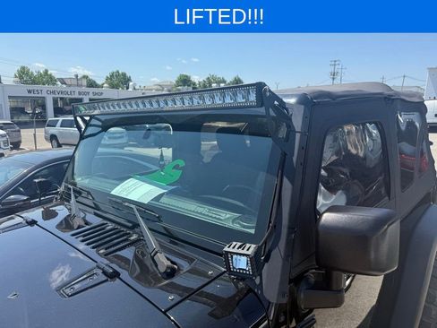 Used 2016 Jeep Wrangler Sport AWD/4WD image 8