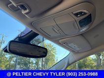 Used 2023 Chrysler Voyager LX FWD image 17