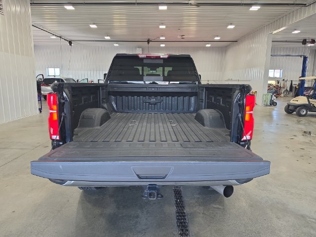 Used 2025 Chevrolet Silverado 3500 LTZ w/ LTZ Premium Package AWD/4WD image 27