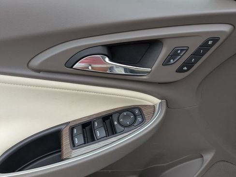Used 2024 Chevrolet Malibu LT FWD image 22