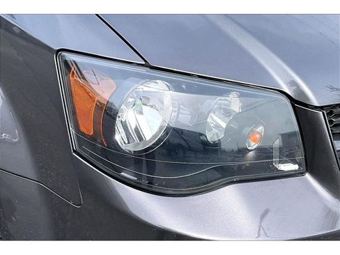 Used 2018 Dodge Grand Caravan GT FWD image 33
