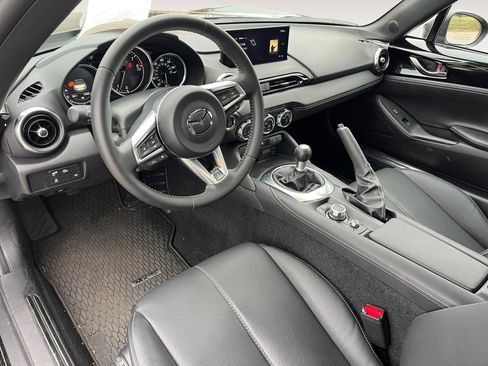 Used 2024 MAZDA MX-5 Miata Grand Touring w/ Weather Package image 12