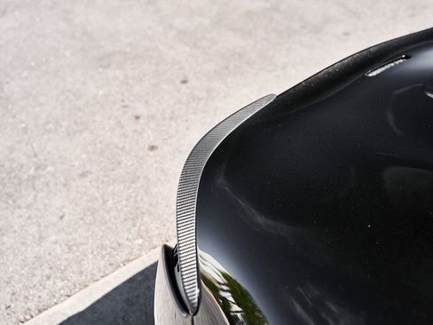 Used 2024 McLaren Artura image 18