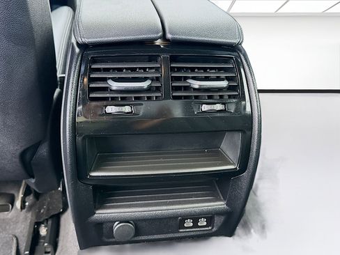 Used 2023 BMW 540i w/ M Sport Package image 17