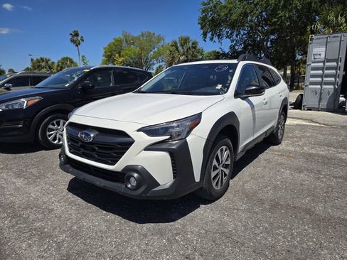 Used 2024 Subaru Outback Premium image 1