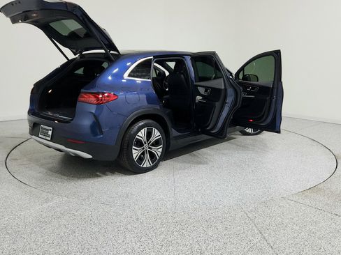 Certified 2023 Mercedes-Benz EQE 350+ SUV image 9