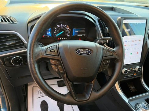 Used 2023 Ford Edge SE image 19