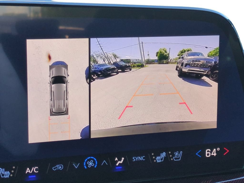 New 2026 Chevrolet Traverse RS FWD image 19