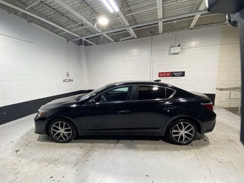 Used 2020 Acura ILX w/ Premium Package image 3