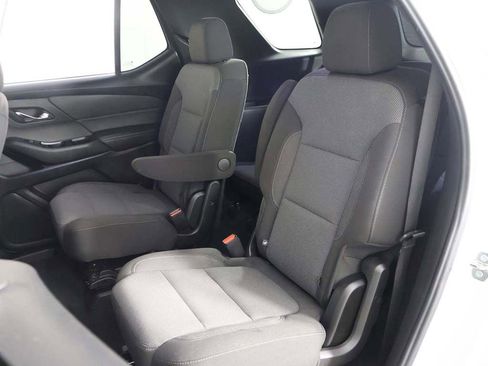 Used 2023 Chevrolet Traverse LT AWD/4WD image 27