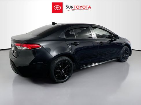 Used 2022 Toyota Corolla LE FWD image 4