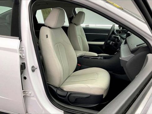 Used 2024 Hyundai Sonata SEL FWD image 6