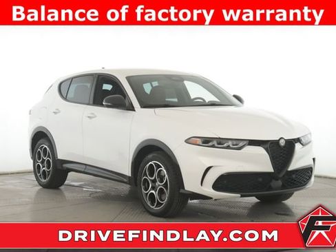 Used 2025 Alfa Romeo Tonale w/ Premium Package image 1