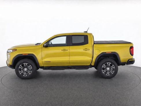 Used 2023 GMC Canyon AT4 w/ AT4 Premium Package AWD/4WD image 6