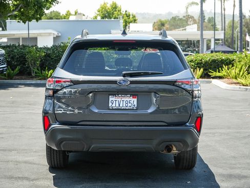 Used 2025 Subaru Forester Premium w/ Convenience Package #1 AWD/4WD image 6