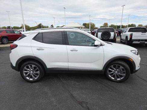 Used 2023 Buick Encore GX Essence w/ Advanced Technology Package image 18