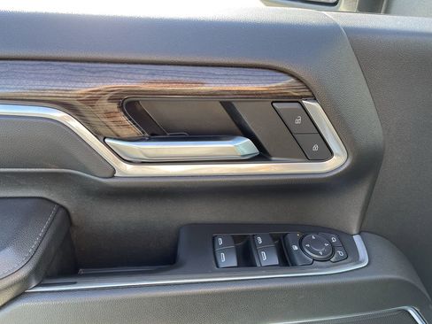 Used 2024 Chevrolet Silverado 2500 LT image 23