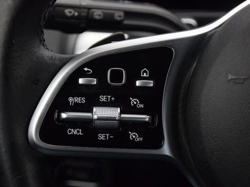 Certified 2022 Mercedes-Benz GLB 250 image 21