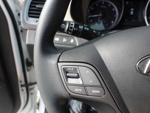 Used 2017 Hyundai Santa Fe Sport AWD/4WD image 17