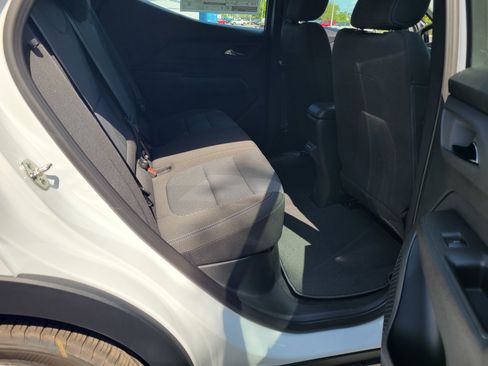 New 2027 Chevrolet Bolt LT FWD image 31