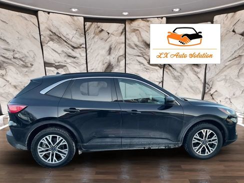 Used 2021 Ford Escape SEL AWD/4WD image 3