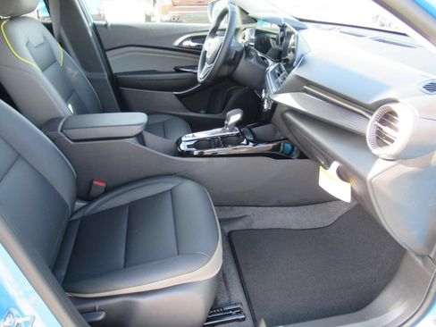 New 2026 Chevrolet Trax ACTIV w/ Driver Confidence Package FWD image 9