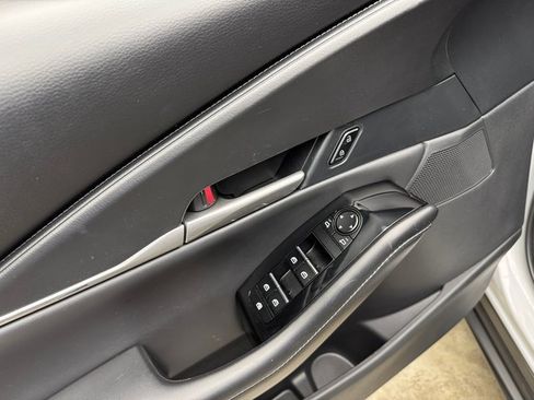 Used 2024 MAZDA CX-30 AWD 2.5 S w/ Select Sport Pkg image 11