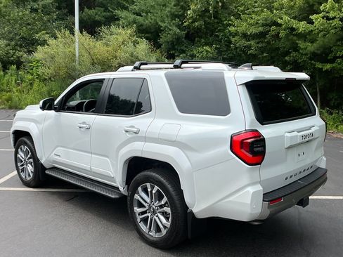 Certified 2025 Toyota 4Runner Limited AWD/4WD image 3
