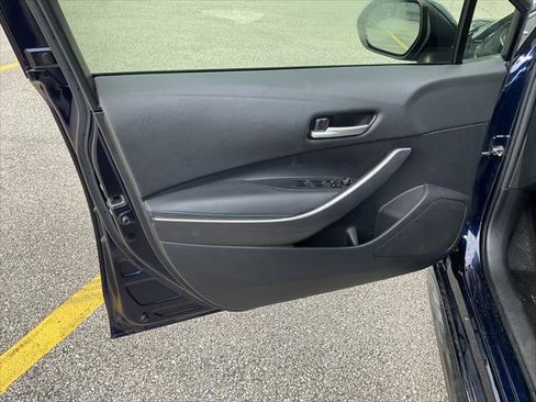Used 2021 Toyota Corolla SE FWD image 18