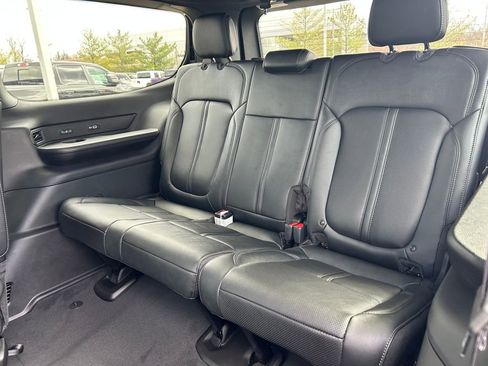 New 2026 Jeep Grand Wagoneer Limited image 24