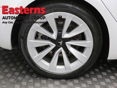 Used 2023 Tesla Model 3 Standard Range image 27