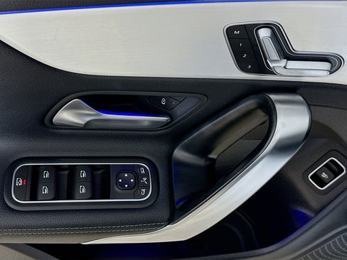 Used 2025 Mercedes-Benz CLA 250 4MATIC image 20