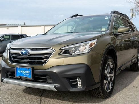 Used 2022 Subaru Outback Limited AWD/4WD image 2