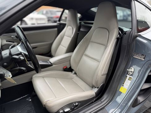 Used 2018 Porsche 718 Cayman image 26