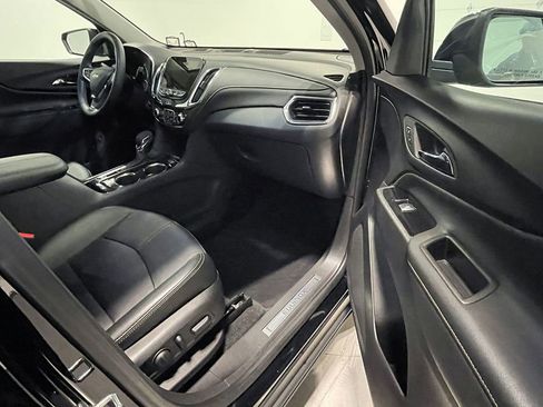 Used 2024 Chevrolet Equinox Premier image 26
