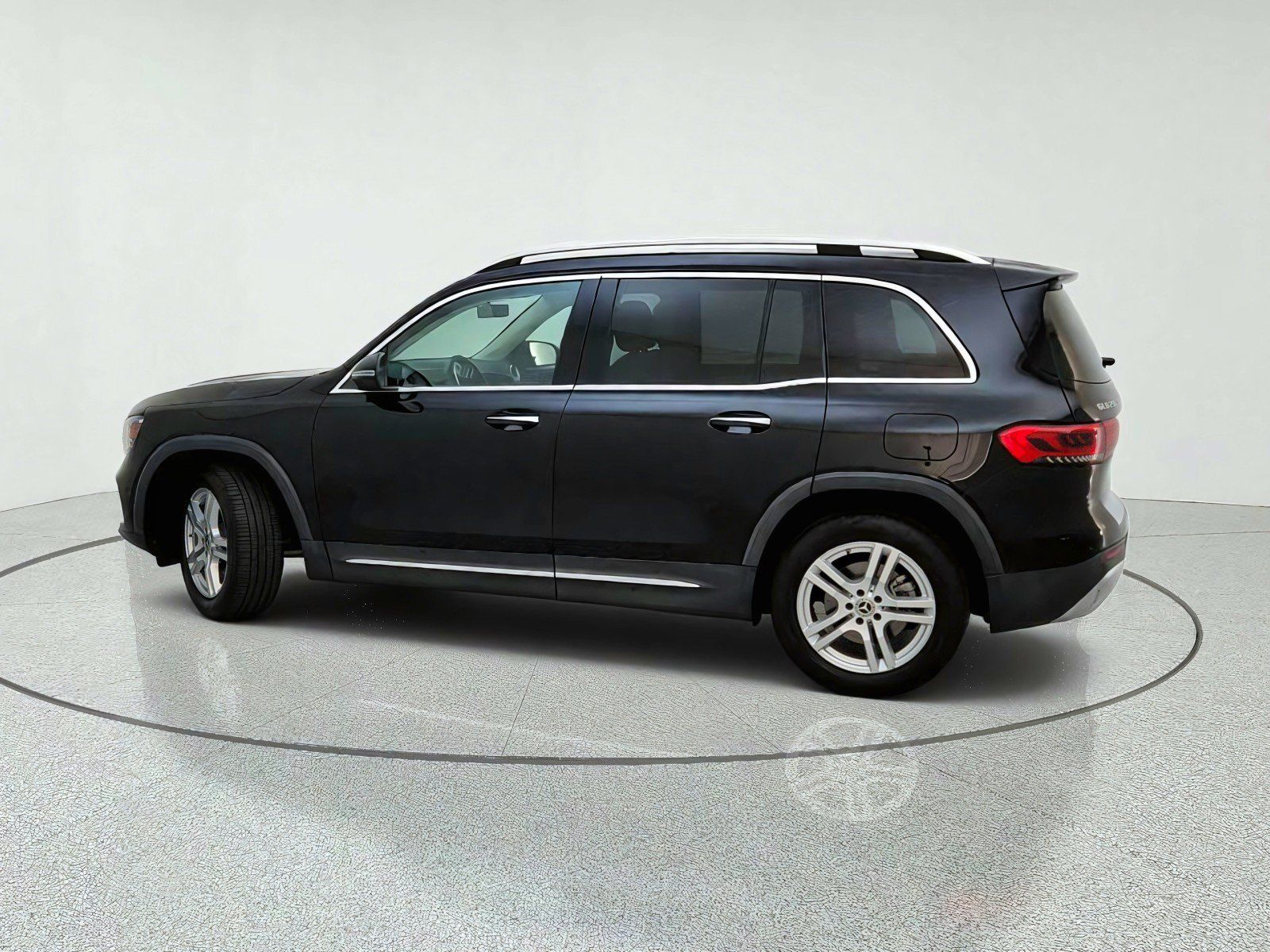 Used 2023 Mercedes-Benz GLB 250 image 13
