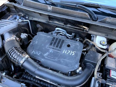 Certified 2021 GMC Acadia SLT image 32