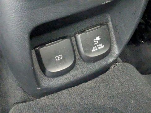 Used 2024 Genesis GV80 2.5T image 26