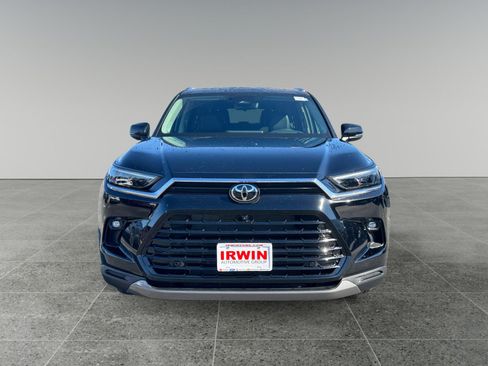 New 2026 Toyota Grand Highlander AWD image 9